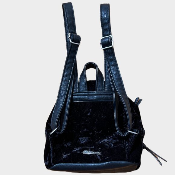 STEVE MADDEN GIRLS BLACK FAUX VELVET MINI STUDDED BACKPACK - Picture 11 of 14